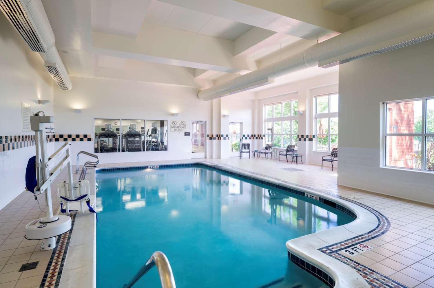 Hilton Garden Inn Edison/Raritan Center Dış mekan fotoğraf